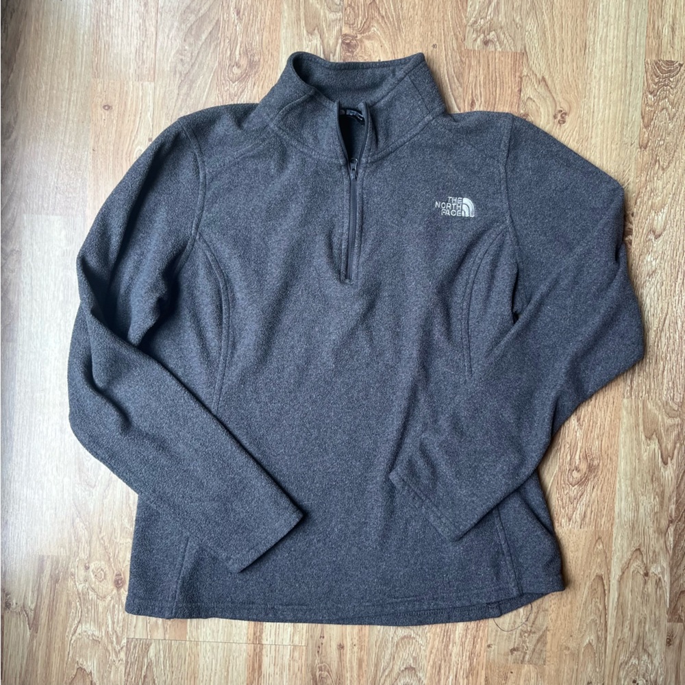 The North Face Women’s Gray Pullover Size Medium